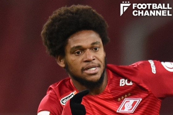 ルイス・アドリアーノ