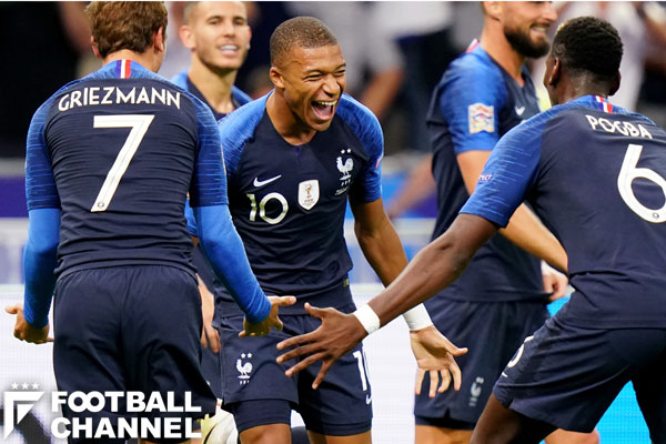 ガーディアン紙　ワールドカップ　2018 フランス　新聞 W杯　エムバペ ガーディアン紙 ワールドカップ 2018 フランス 新聞 W杯