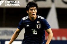 190104_tomiyasu_getty