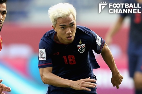 【2019Ｊカード 】チャナティップ(札幌) 18/53 ジャージナンバー 直筆サインカード チャナティップ、アジアでも燦然と輝く。札幌で飛躍\u2026タイ代表で