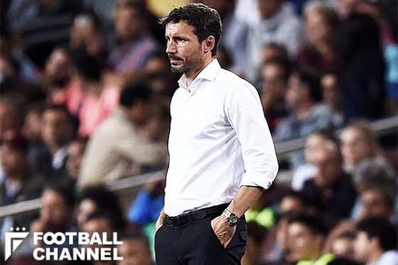 マルク・ファン・ボメル監督