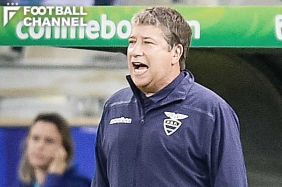 エルナン・ダリオ・ゴメス監督