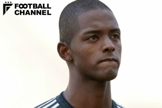 オビ・パウエル・オビンナ