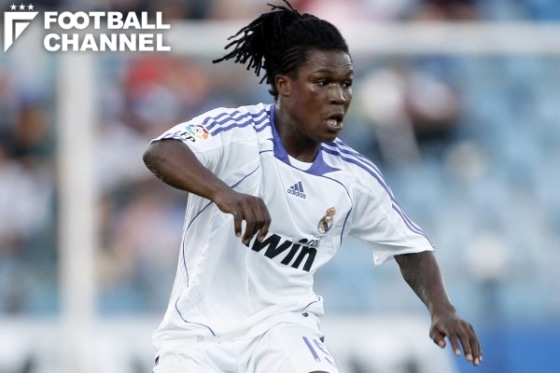 ロイストン・ドレンテ