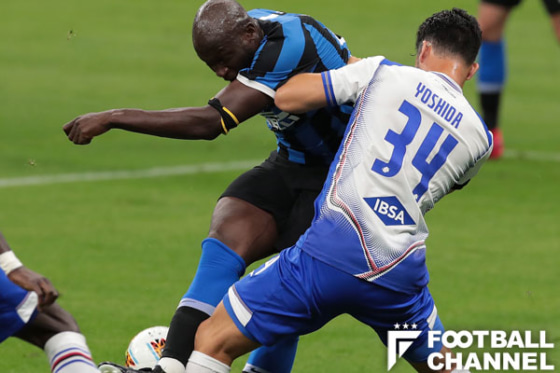 ロメル・ルカク 吉田麻也