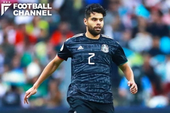 ネストル・アラウホ