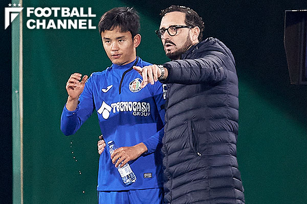 久保建英とホセ・ボルダラス監督