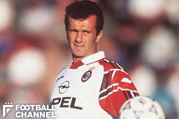 デヤン・サビチェビッチ