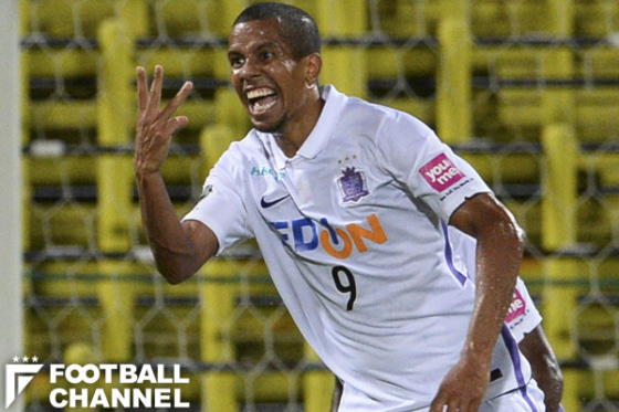 ドウグラス・ヴィエイラ