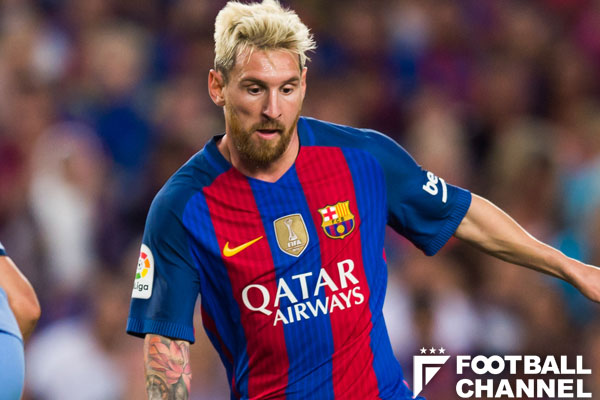 メッシバルセロナスペイン公式ショップで購入しましたソックスもあります メッシバルセロナスペイン公式ショップで購入しましたソックスも