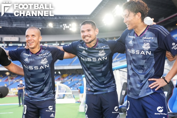 レオ セアラの 季節 が到来 暑い方がいい 柏レイソル戦で2得点2アシスト 横浜f マリノスの全得点に絡み快勝 フットボールチャンネル