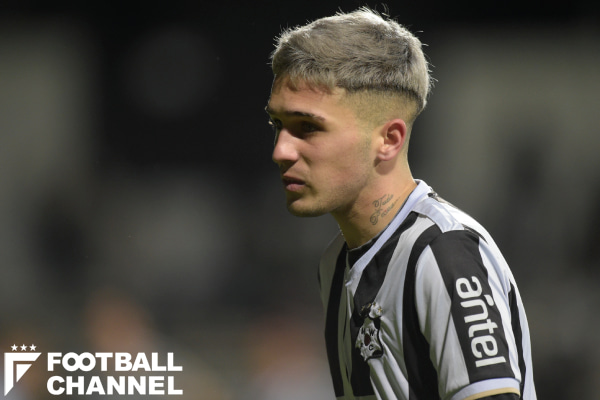 ウルグアイ代表背番号10は初招集FWに。サッカー日本代表と対戦、22歳の