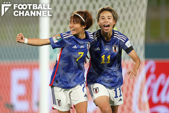 FIFA女子ワールドカップ オーストラリア&ニュージーランド2023・グループC第1節、ザンビア女子代表戦で3点目を喜ぶ左：宮澤ひなた、右：田中美南