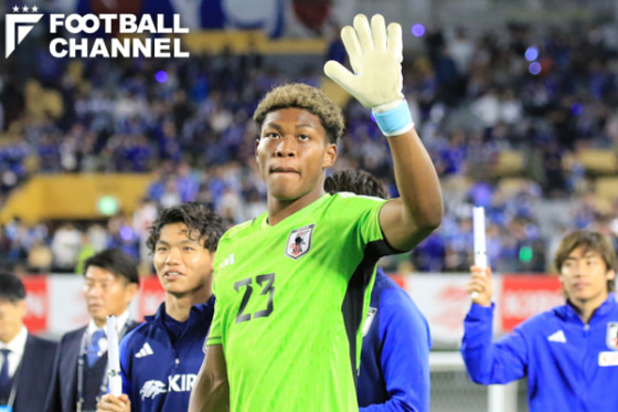 チュニジア代表戦に出場したサッカー日本代表GK鈴木彩艶