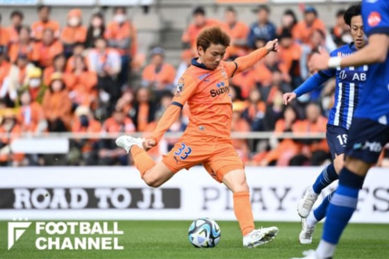 清水エスパルスでプレーする乾貴士