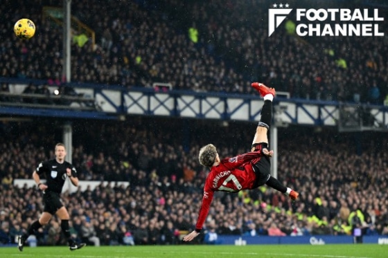 スーパーゴールを決めたガルナチョ