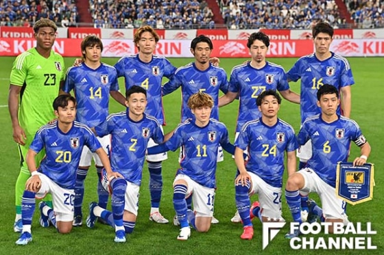 サッカー日本代表。サイズM。二枚組 ツインウエハース サッカー日本代表ver.｜発売日：2025年3月17日