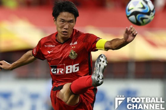 名古屋グランパスの稲垣祥