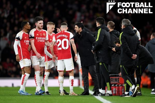 アーセナル対バーンリー戦を指揮するミケル・アルテタ監督