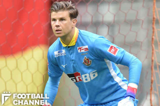 名古屋グランパスで活躍するミッチェル・ランゲラック