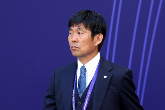 日本代表を率いる森保一監督