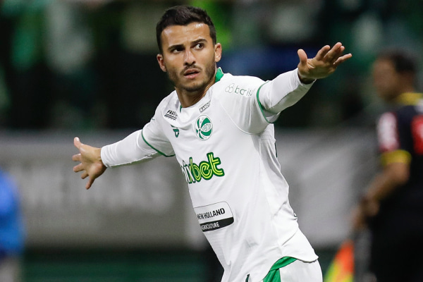 鹿島アントラーズに加入したギリェルメ・パレジ