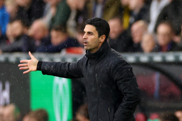アーセナルを指揮するミケル・アルテタ監督