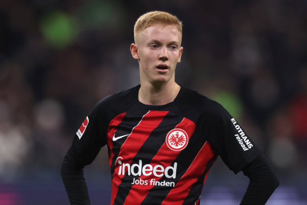 フランクフルトに所属するスウェーデン代表MFヒューゴ・ラーション