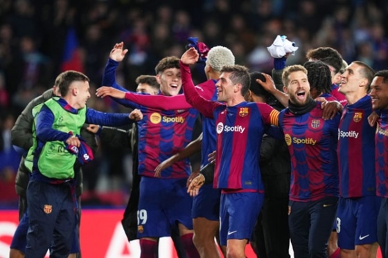 バルセロナ　パーカー　チャンピオンズリーグ　CL 短丈 0316barcelona_getty-560x373.jpg