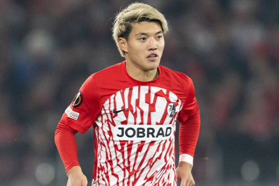 フライブルクの堂安律