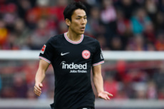 サッカー日本代表 長谷部誠選手 直筆サイン入り写真