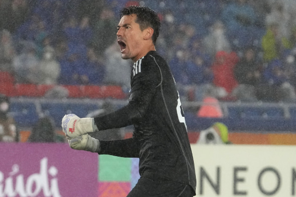 横浜F・マリノスのGKポープ・ウィリアム