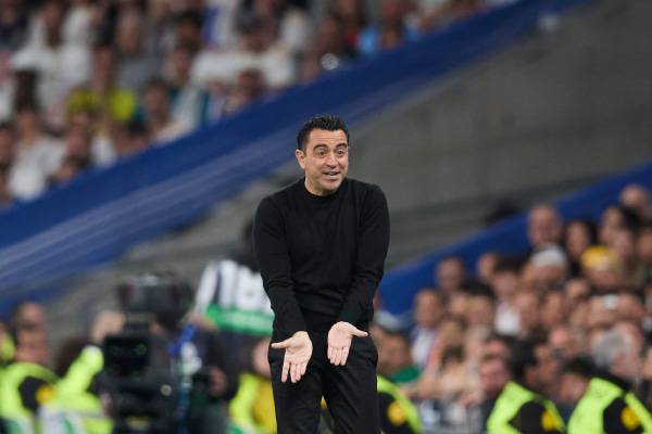 バルセロナのシャビ監督