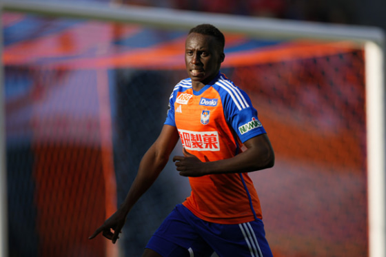 アルビレックス新潟のトーマス・デン