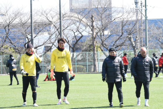 浦和レッズGK陣とジョアン・ミレッGKコーチ