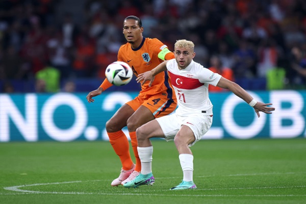 トルコ代表FWバルシュ・ユルマズ