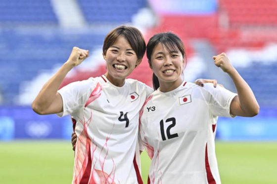 なでしこジャパンの谷川萌々子と熊谷紗希