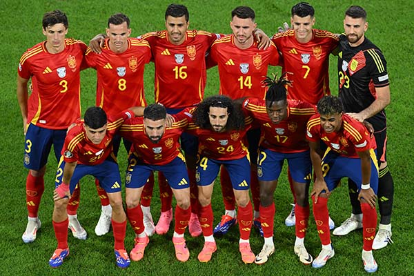 ドイツ戦に臨むスペイン代表