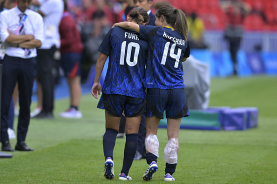 なでしこジャパンの長谷川唯と長野風花