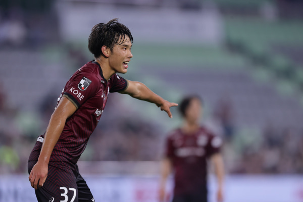 ヴィッセル神戸の寺阪