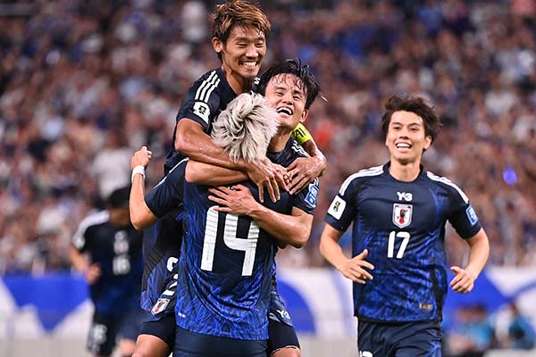 中国代表に勝利したサッカー日本代表