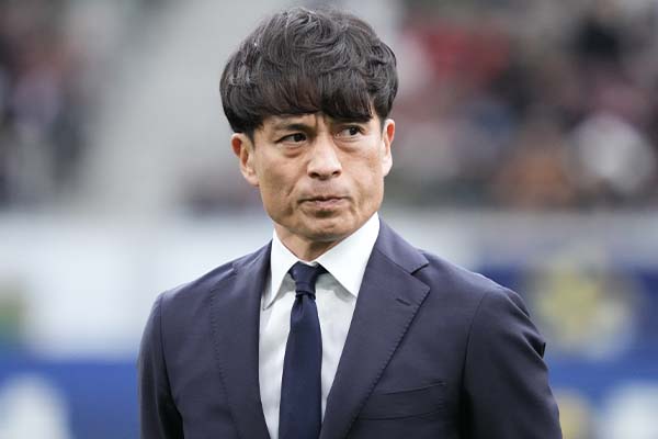バットマン」と呼ばれた男 元日本代表DF宮本恒靖が語る“旋風”の