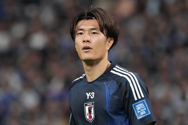 日本代表CF小川航基