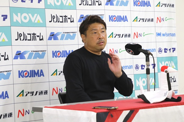 いわてグルージャ盛岡の星川敬監督
