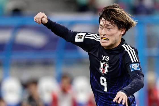 古橋亨梧 日本代表 ユニフォーム ずっと見てくれている」古橋亨梧が明かした“最もパスが出てくる