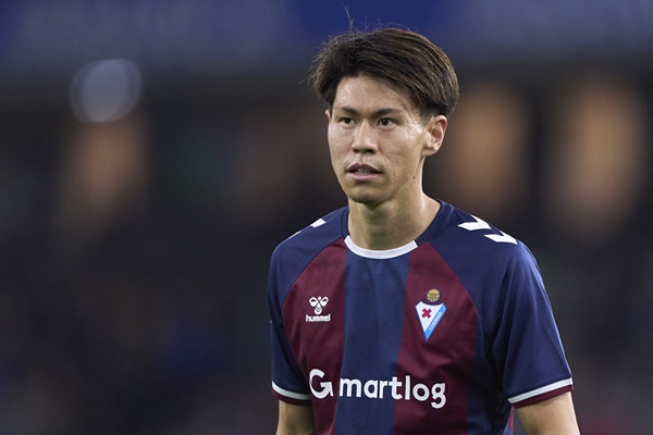 エイバル所属MF橋本拳人