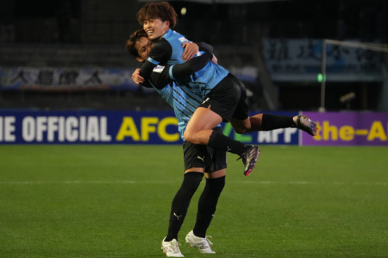 見事の一言！ 川崎フロンターレ、山本悠樹のゴールが凄い！相手GKの