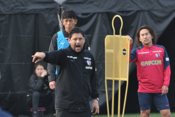 セレッソ大阪アーサー・パパス監督