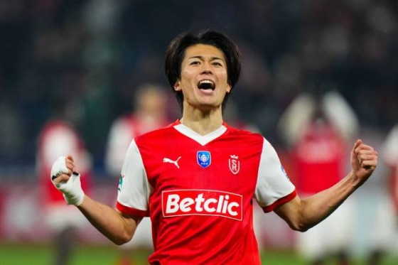 スタッドランス ユニフォーム Mサイズ 中村敬斗 伊東純也 関根大輝 スタッドランス ユニフォーム Mサイズ 中村敬斗 伊東純也 関根