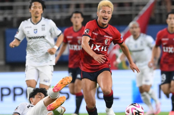 ガンバ大阪対鹿島アントラーズ